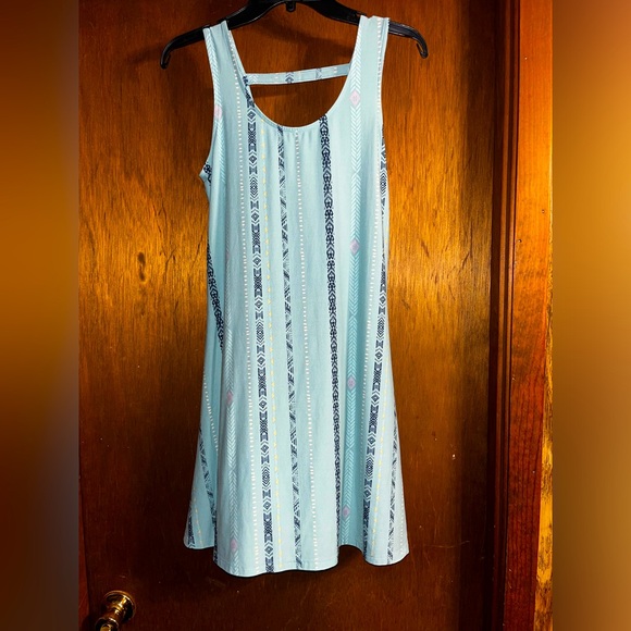 Mudd Dresses & Skirts - Cute blue patterned mini dress by Mudd. Size small.